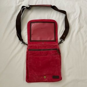 Della Q Maker’s Canvas Saddlebag